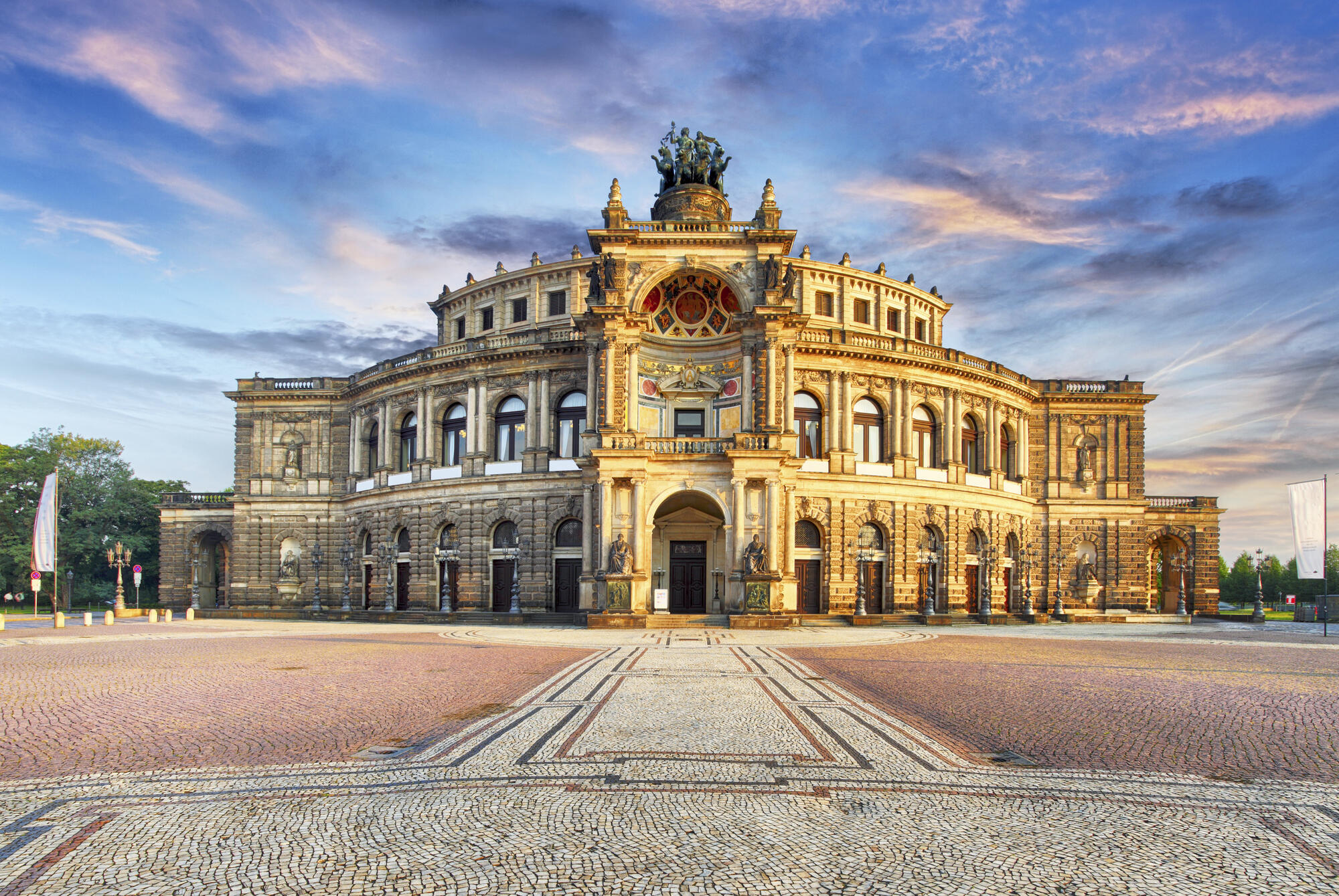 SEMPEROPER DRESDEN IM ADVENT – „DER NUSSKNACKER“ 